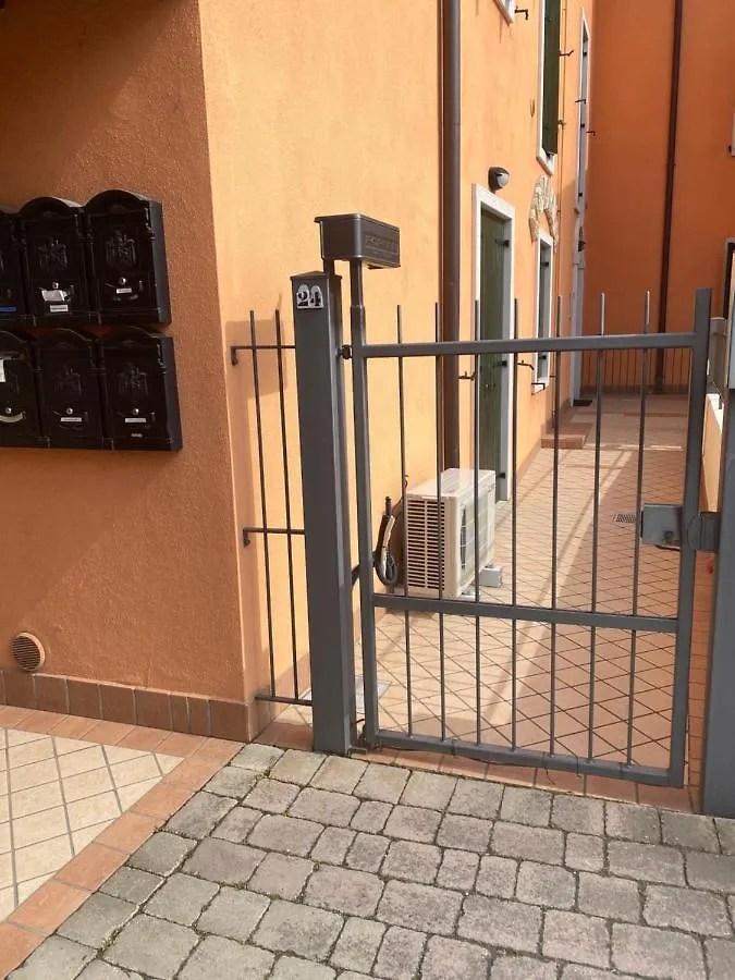 Appartamento Eli Calmasino
