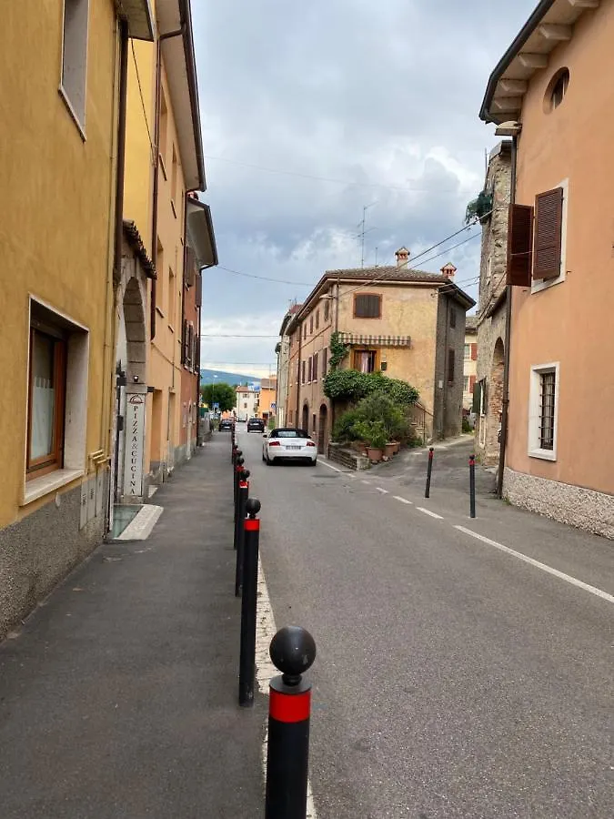 Appartamento Eli Calmasino Italia
