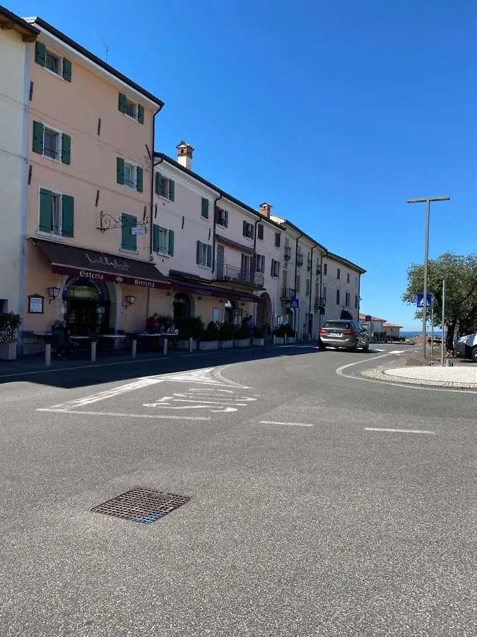 Appartamento Eli Calmasino